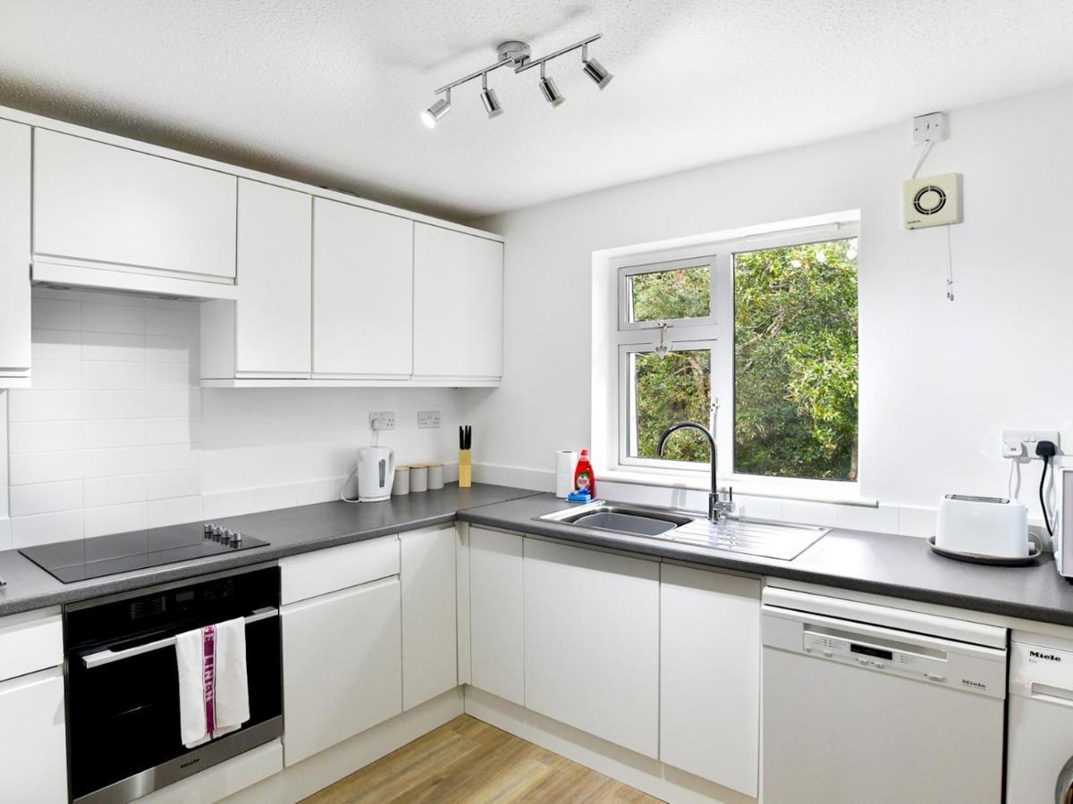 Pass The Keys Quiet Coastal Retreat Inbetween Langland & Caswell Swansea Exterior photo